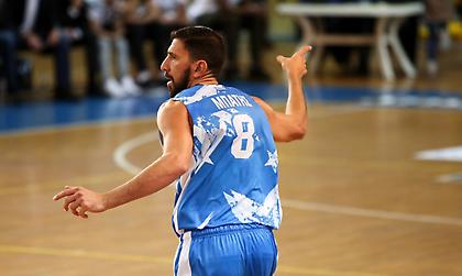 Αναλαμβάνει ο Μπατής με Τσίκληρα τον Ιωνικό