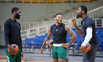 Χαλάρωμα για Παναθηναϊκό εν όψει Εφές με φοβερό κάρφωμα Φόστερ