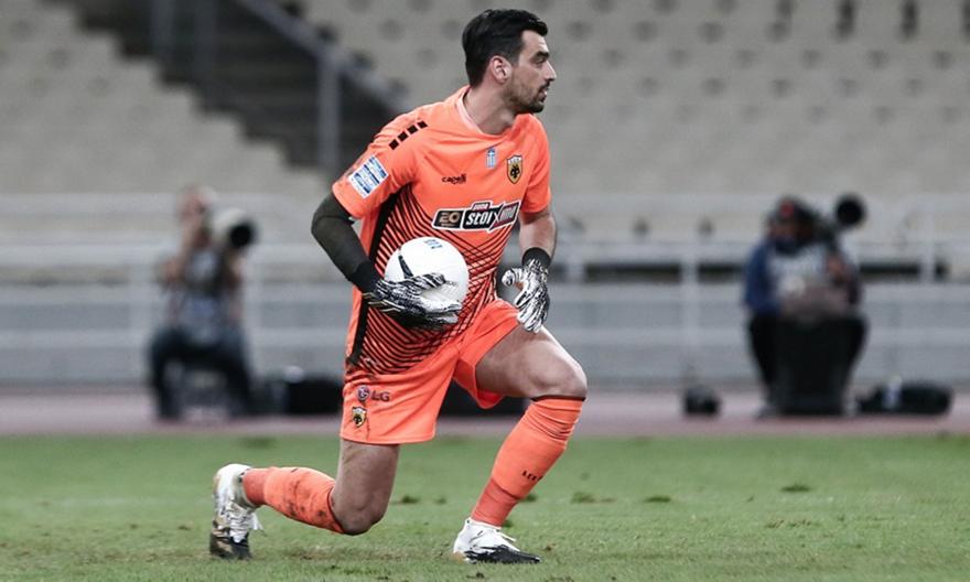 Χτύπησε στο δάχτυλο ο Τσιντώτας