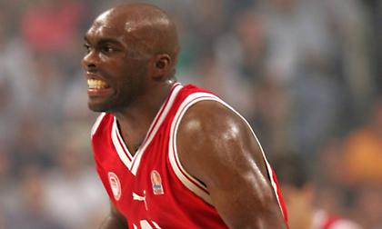 Στο τιμ των Μπουλς ο Ντόμερκαντ