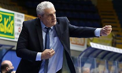 Ο Αργύρης Πεδουλάκης ξανά στον πάγκο του Περιστερίου (video)