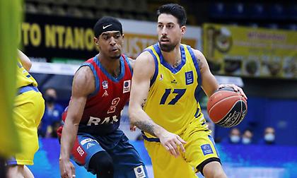 Πετυχημένο «ποδαρικό» του Πεδουλάκη στο Περιστέρι!