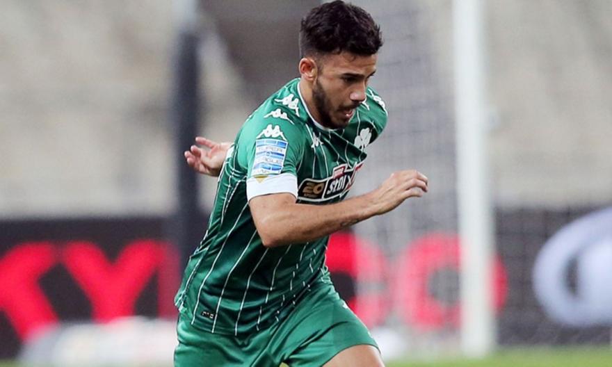 Παγκάκης: «Θέλει πολύ τον Βιγιαφάνιες στο ντέρμπι ο Μπόλονι»