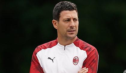 Ο Μπονέρα στον πάγκο της Μίλαν