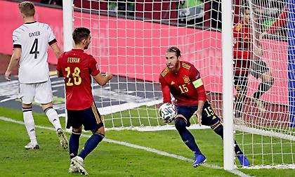 Πάρτι της Ισπανίας κόντρα στη Γερμανία (video)