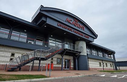 Μεγάλη διασπορά κορονοϊού στις ακαδημίες της Λίβερπουλ