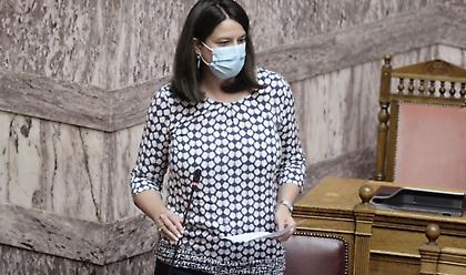Κεραμέως: Με μηδενική χρέωση η σύνδεση στην τηλεκπαίδευση μέσω τηλεφώνου