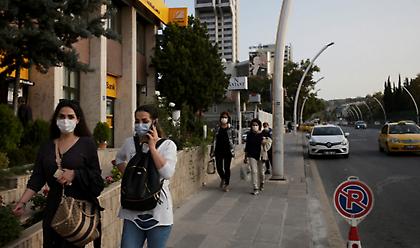 Η Άγκυρα θα αγοράσει 20 εκατ. δόσεις εμβολίου COVID από Κίνα - Συνομιλεί και με Pfizer