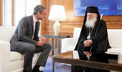 Πέτσας: Κανένας λόγος για προληπτική καραντίνα Μητσοτάκη μετά τη συνάντηση με Ιερώνυμο