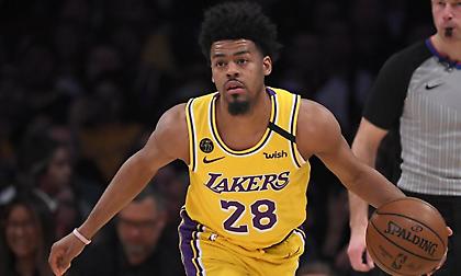 Ελεύθερος από τους Λέικερς ο Κουκ