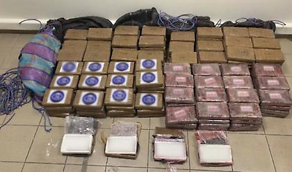 Ελληνικό «μπλόκο» σε 254,5 κιλά κοκαΐνη από το Εκουαδόρ