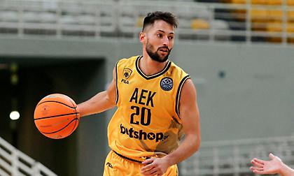 Γκίκας: «Ξεχνάμε τη νίκη με Σολέ και τις απουσίες μας»