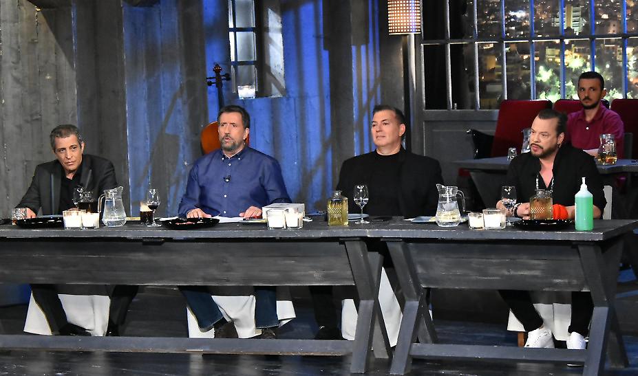 «Στην υγειά μας ρε παιδιά»: Αφιέρωμα στον Άκη Πανου (pics+vid)