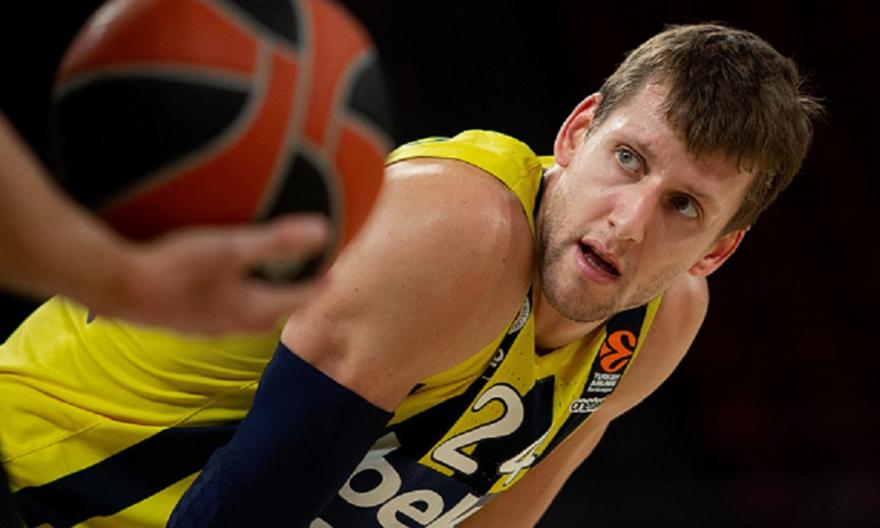 Φενέρμπαχτσε: Χωρίς Βέσελι κόντρα στη Ρεάλ