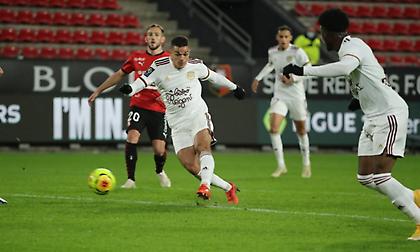 Ο Μπεν Αρφά «κάρφωσε» την πρώην