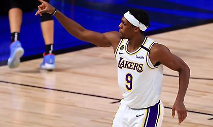 Στη… γωνία για Ρόντο Χοκς και Κλίπερς