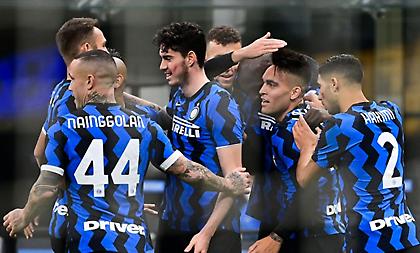 Μυθική ανατροπή της Ίντερ - Διπλό κορυφής για την απίστευτη Σασουόλο