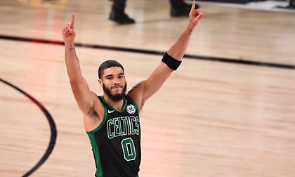 Ανανεώνει με Σέλτικς ο Τέιτουμ!