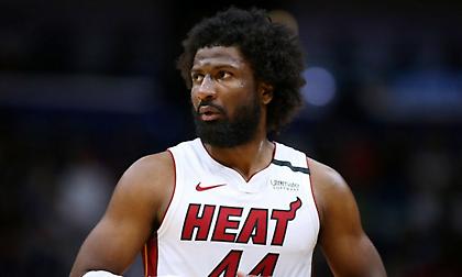 Στους Χοκς ο Σόλομον Χιλ