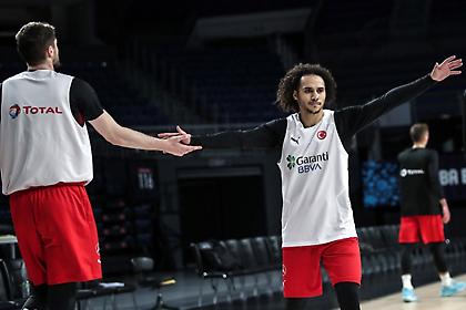 Από το Βελιγράδι κατευθείαν στην εθνική Τουρκίας οι παίκτες της Εφές