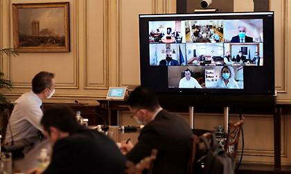 Μητσοτάκης: Μονιμοποίηση των γιατρών που υπηρετούν με συμβάσεις στις ΜΕΘ