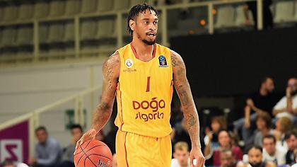 Στους Νάγκετς και επίσημα ο Γουίτινγκτον