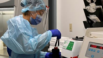 Κορωνοϊός: Ολοκληρώθηκε η συμφωνία Κομισιόν με Moderna για 160 εκατ. δόσεις