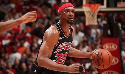 Επιστρέφει στους Μπουλς ο Βόνλε