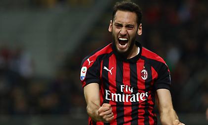 «Προς Μάντσεστερ Γιουνάιτεντ ο Τσαλχάνογλου»