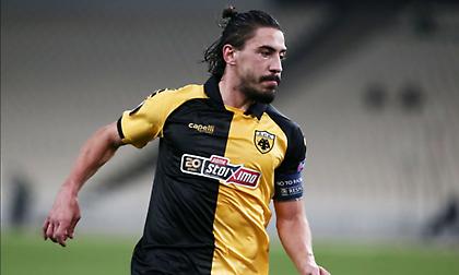 Σιμόες: «Παίξαμε φυσιολογικά στο πρώτο μέρος, μας επηρέασε η αποβολή»