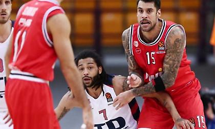 Χένρι: «Μπράβο στους συμπαίκτες μου»