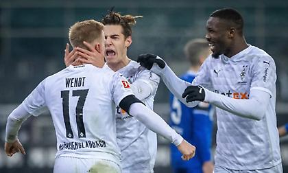 Η… καυτή Γκλάντμπαχ «βούλιαξε» κι άλλο την απογοητευτική Σάλκε