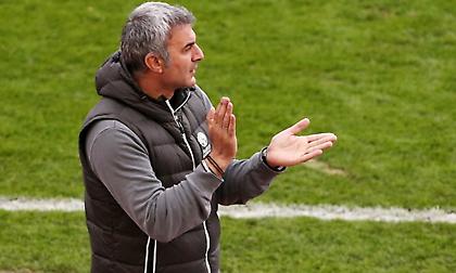 Δέλλας: «Να πιστέψουν οι παίκτες στον εαυτό τους, δώσαμε εύκολα γκολ»