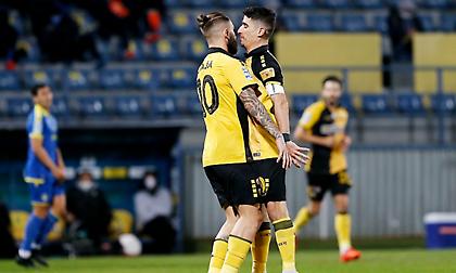 Το 1-0 της ΑΕΚ με Λιβάγια (video)