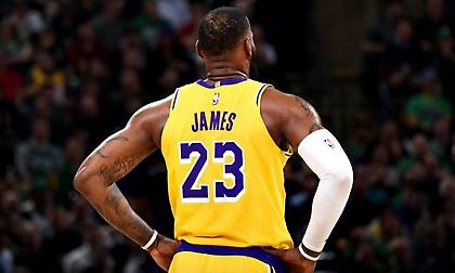 Ο ΛεΜπρον Τζέιμς “νίκησε” τον χρόνο παίζοντας συνειδητά (videos)