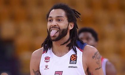 Πιέρια Χένρι: Ο «Mr. double – double» κόντρα σε Ολυμπιακό & Παναθηναϊκό (videos)