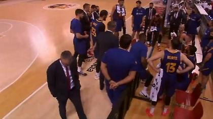 Εκνευρισμένος ο Γιασικεβίτσιους – Αρνήθηκε να μιλήσει στους παίκτες του σε τάιμ-άουτ