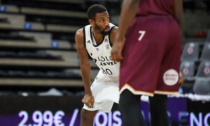 Κόουλ: «Παίξαμε καλή άμυνα και σουτάραμε καλά»