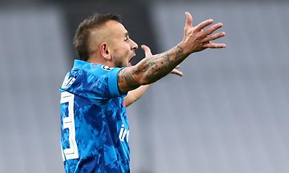 Σταματέλος: «Και τα πόδια και το χέρι του Ραφίνια είναι έξω από την γραμμή»