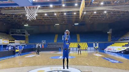 Ήρθε και έπιασε δουλειά στο Περιστέρι ο Κρόκετ (pics)