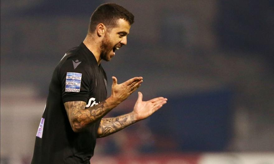 Θλάση και δέκα μέρες εκτός ο Βιεϊρίνια