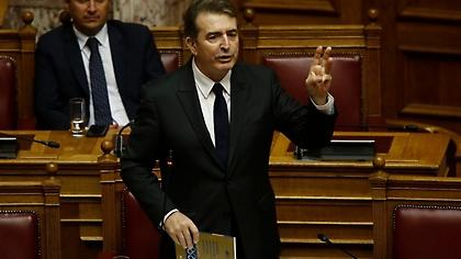 Χρυσοχοΐδης: Δεν υπάρχουν φαινόμενα μαζικών κρουσμάτων κορωνοϊού στην ΕΛ.ΑΣ