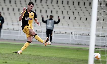 «Ξεμπούκωσε» ο Ολιβέιρα και μείωσε για την ΑΕΚ! (video)