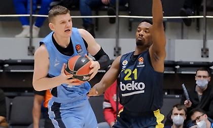 «Καθάρισε» στο τέλος η Φενέρ