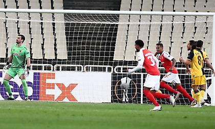 Νέα λάθη από άμυνα της ΑΕΚ και τον Τσιντώτα, 3-1 η Μπράγκα (video)