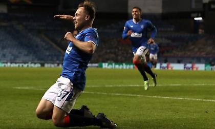 Χέρι-χέρι στους «32» Μπενφίκα και Ρέιντζερς