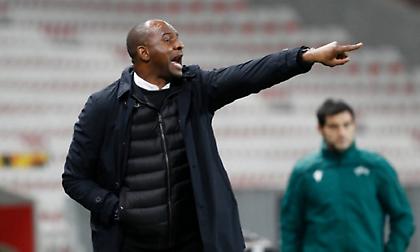 Τελειώνει από Νις ο Βιεϊρά