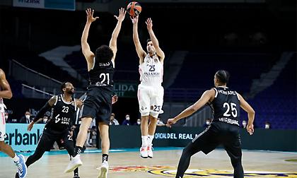 Με σούπερ Γιουλ και Ταβάρες, ανέτρεψε τη Βιλερμπάν η Ρεάλ