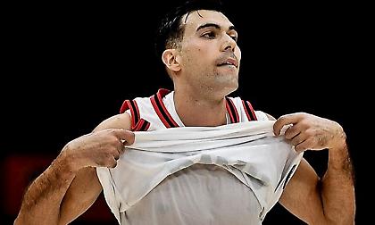 Ολυμπιακός: Κάνει βήματα πίσω, γιατί δεν… βάζει μπροστά