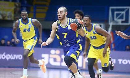 Την… έσπασε στο Περιστέρι το Λαύριο!